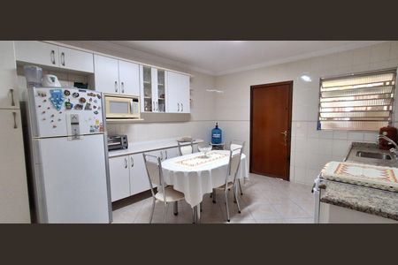 Casa à venda com 144m², 2 quartos e 1 vaga Casa à venda com 144m², 2 quartos e 1 vagaCozinha