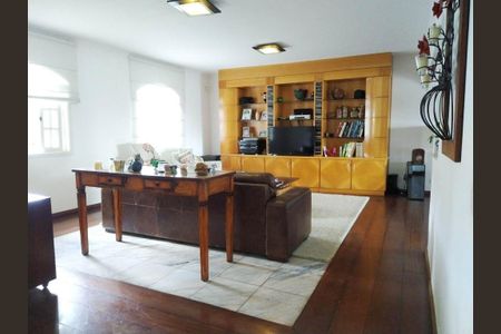 Casa à venda com 430m², 4 quartos e 5 vagas