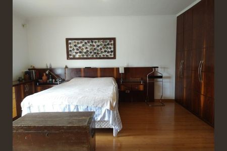 Casa à venda com 430m², 4 quartos e 5 vagas