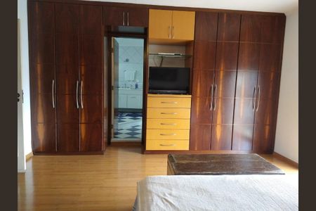 Casa à venda com 430m², 4 quartos e 5 vagas