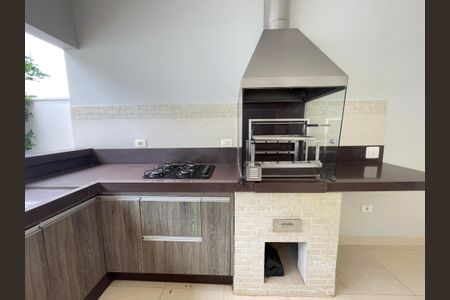 Casa de condomínio à venda com 322m², 4 quartos e 3 vagas Casa de condomínio à venda com 322m², 4 quartos e 3 vagasEspaço Gourmet