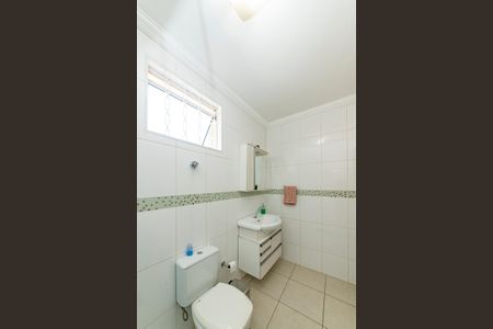 Casa à venda com 360m², 6 quartos e 2 vagas Casa à venda com 360m², 6 quartos e 2 vagasBanheiro Social 1