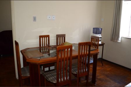 Apartamento à venda com 77m², 3 quartos e 1 vagaSala de Jantar