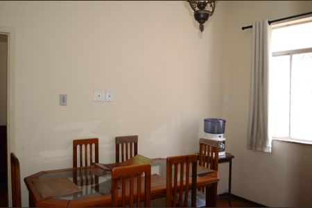 Apartamento à venda com 77m², 3 quartos e 1 vagaSala de Jantar