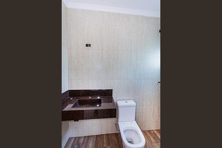 Casa à venda com 181m², 3 quartos e 4 vagas Casa à venda com 181m², 3 quartos e 4 vagasBanheiro suite