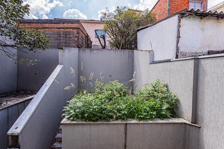 Casa à venda com 181m², 3 quartos e 4 vagas Casa à venda com 181m², 3 quartos e 4 vagasVista Quarto 2