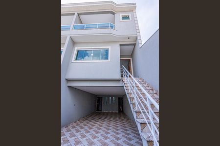 Casa à venda com 181m², 3 quartos e 4 vagas Casa à venda com 181m², 3 quartos e 4 vagasFachada interna