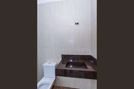 Casa à venda com 181m², 3 quartos e 4 vagas Casa à venda com 181m², 3 quartos e 4 vagasBanheiro