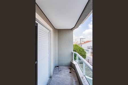 Casa à venda com 181m², 3 quartos e 4 vagas Casa à venda com 181m², 3 quartos e 4 vagasVaranda suite