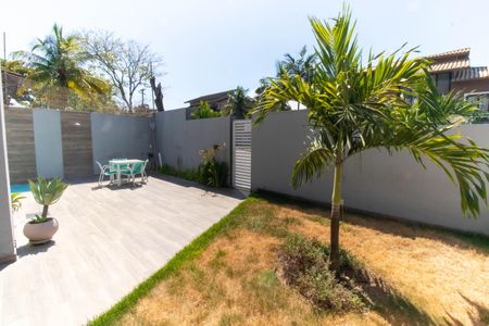 Casa à venda com 296m², 5 quartos e 4 vagasÁrea externa