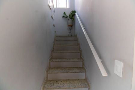 Casa à venda com 296m², 5 quartos e 4 vagasEscada