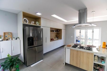 Casa à venda com 296m², 5 quartos e 4 vagasCozinha