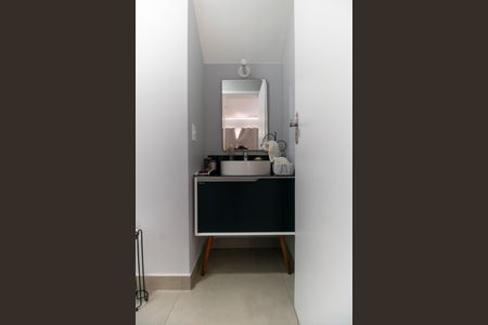 Casa à venda com 296m², 5 quartos e 4 vagasLavabo