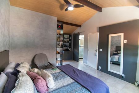 Casa à venda com 296m², 5 quartos e 4 vagasSuíte 3