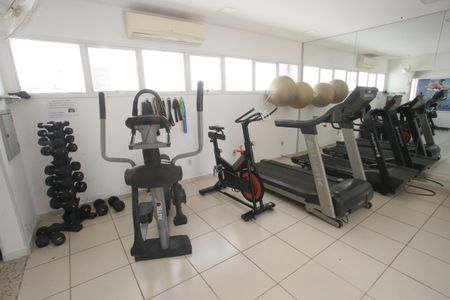 Casa à venda com 116m², 4 quartos e 2 vagas Casa à venda com 116m², 4 quartos e 2 vagasÁrea comum - Academia