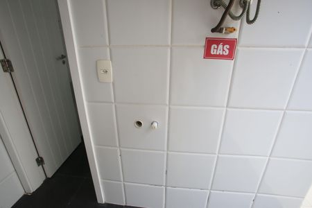 Casa à venda com 116m², 4 quartos e 2 vagas Casa à venda com 116m², 4 quartos e 2 vagasÁrea de Serviço