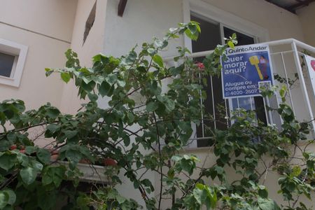 Casa à venda com 116m², 4 quartos e 2 vagas Casa à venda com 116m², 4 quartos e 2 vagasPlaquinha