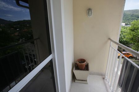 Casa à venda com 116m², 4 quartos e 2 vagas Casa à venda com 116m², 4 quartos e 2 vagasVaranda da Suíte