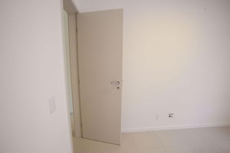 Casa à venda com 116m², 4 quartos e 2 vagas Casa à venda com 116m², 4 quartos e 2 vagasQuarto 4