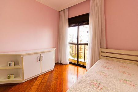 Apartamento à venda com 180m², 4 quartos e 3 vagas Apartamento à venda com 180m², 4 quartos e 3 vagasSuíte 1