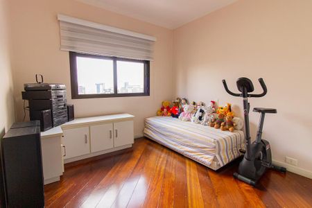 Apartamento à venda com 180m², 4 quartos e 3 vagas Apartamento à venda com 180m², 4 quartos e 3 vagasSuíte 2