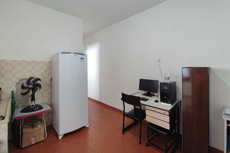 Casa à venda com 96m², 4 quartos e 3 vagas Casa à venda com 96m², 4 quartos e 3 vagasEdícula - Sala