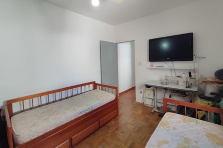 Casa à venda com 96m², 4 quartos e 3 vagas Casa à venda com 96m², 4 quartos e 3 vagasEdícula - Quarto