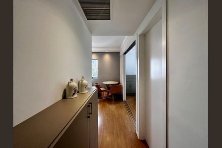 Apartamento à venda com 34m², 1 quarto e 1 vaga Apartamento à venda com 34m², 1 quarto e 1 vagaSala