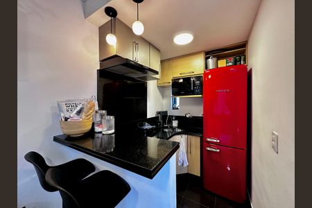Apartamento à venda com 34m², 1 quarto e 1 vaga Apartamento à venda com 34m², 1 quarto e 1 vagaCozinha