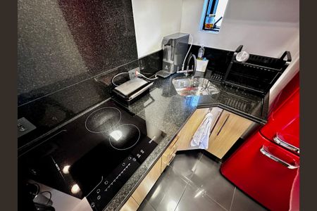 Apartamento à venda com 34m², 1 quarto e 1 vaga Apartamento à venda com 34m², 1 quarto e 1 vagaCozinha