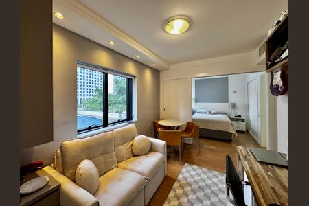 Apartamento à venda com 34m², 1 quarto e 1 vaga Apartamento à venda com 34m², 1 quarto e 1 vagaSala