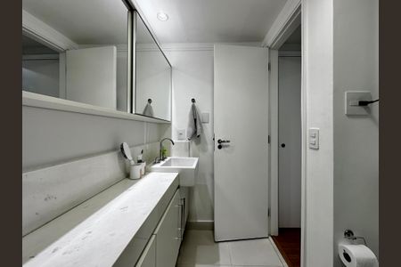Apartamento à venda com 34m², 1 quarto e 1 vaga Apartamento à venda com 34m², 1 quarto e 1 vagaBanheiro Suíte