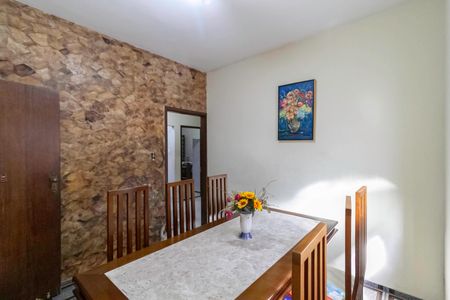 Casa à venda com 210m², 3 quartos e 2 vagasSala 2