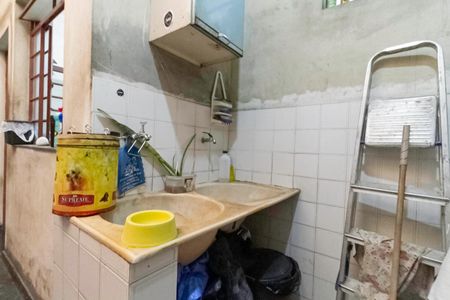Casa à venda com 210m², 3 quartos e 2 vagasÁrea de serviço