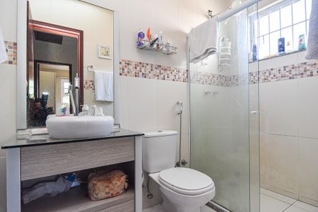 Casa de condomínio à venda com 138m², 3 quartos e 1 vagaBanheiro da Suíte