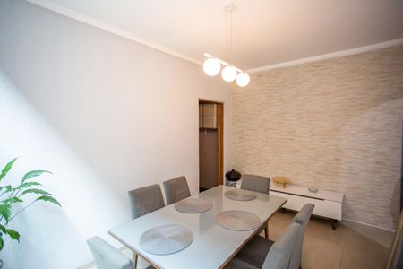 Casa à venda com 177m², 2 quartos e 2 vagasSala de Jantar