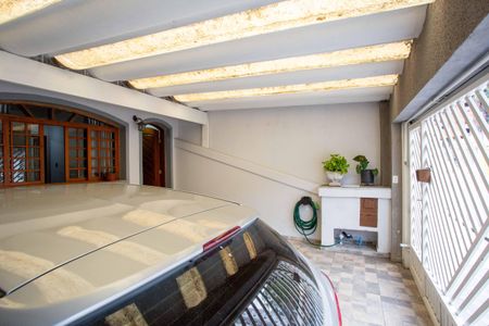 Casa à venda com 177m², 2 quartos e 2 vagasGaragem