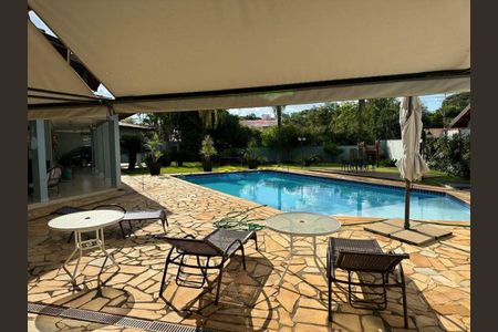 Casa à venda com 495m², 4 quartos e 6 vagas