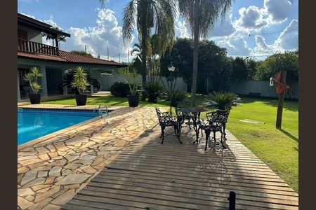 Casa à venda com 495m², 4 quartos e 6 vagas