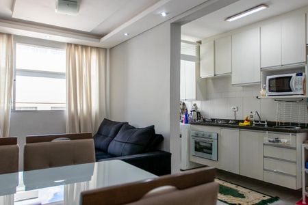 Apartamento para alugar com 65m², 3 quartos e 1 vagaSala