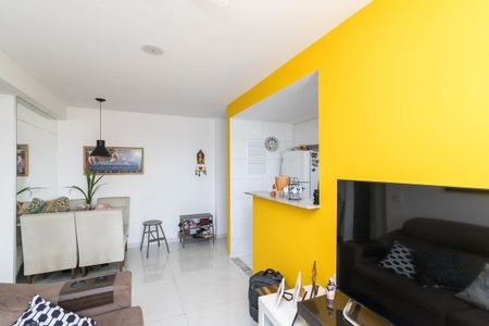 Apartamento à venda com 56m², 2 quartos e 1 vaga Apartamento à venda com 56m², 2 quartos e 1 vagaSala