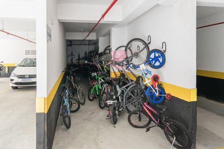 Apartamento à venda com 56m², 2 quartos e 1 vaga Apartamento à venda com 56m², 2 quartos e 1 vagaÁrea comum - Bicicletário