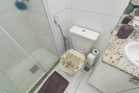 Apartamento à venda com 56m², 2 quartos e 1 vaga Apartamento à venda com 56m², 2 quartos e 1 vagaBanheiro Social