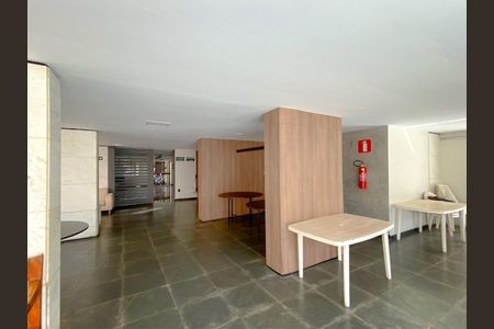 Apartamento à venda com 265m², 4 quartos e 2 vagasÁrea comum - Salão de festas