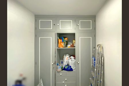 Apartamento à venda com 265m², 4 quartos e 2 vagasQuarto de Serviço