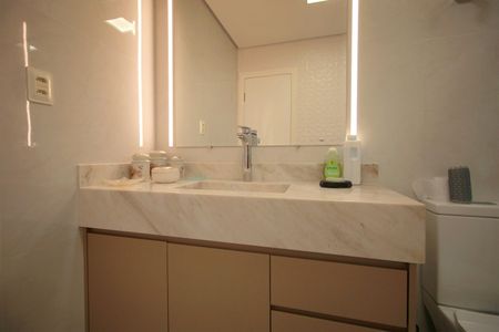 Apartamento à venda com 265m², 4 quartos e 2 vagasBanheiro