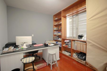 Apartamento à venda com 265m², 4 quartos e 2 vagasQuarto 4