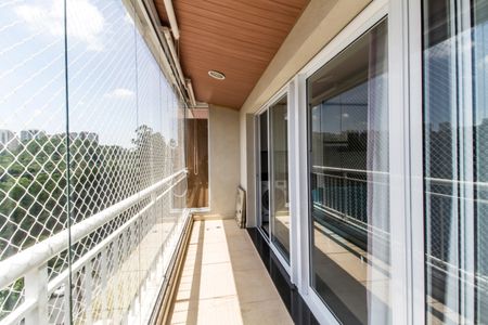 Apartamento à venda com 50m², 1 quarto e 1 vaga Apartamento à venda com 50m², 1 quarto e 1 vagaVaranda