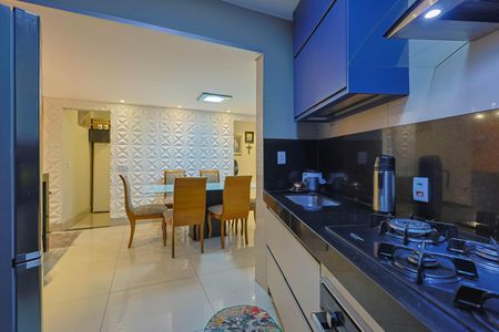 Apartamento à venda com 115m², 2 quartos e 1 vagaCozinha e Copa