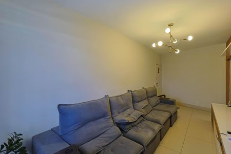 Apartamento à venda com 115m², 2 quartos e 1 vagaSala